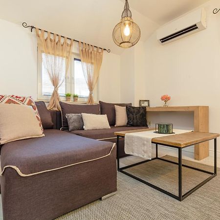 Stylish 1Bd Flat With A Terrace Near The Centre Of Plovdiv By Flat Mаnager 아파트 외부 사진